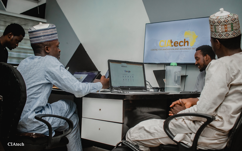 CIA Tech - school image